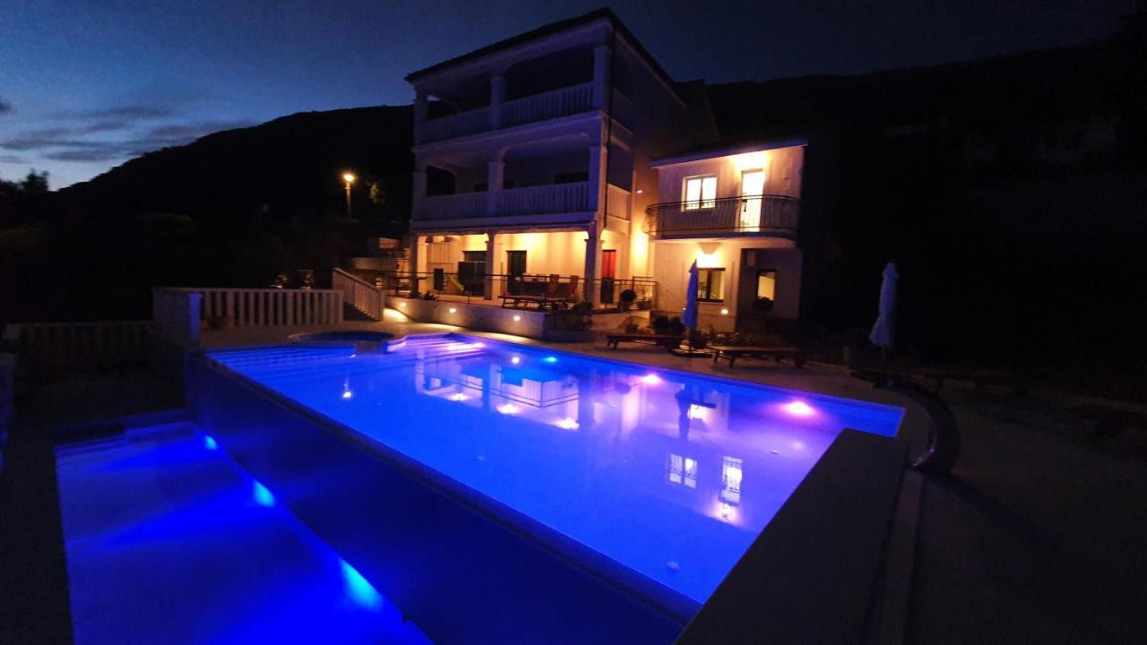 Sea View Luxury Apart Hotel Villa Conte With Swiming Pool And Romantic Spa ポドストラナ エクステリア 写真