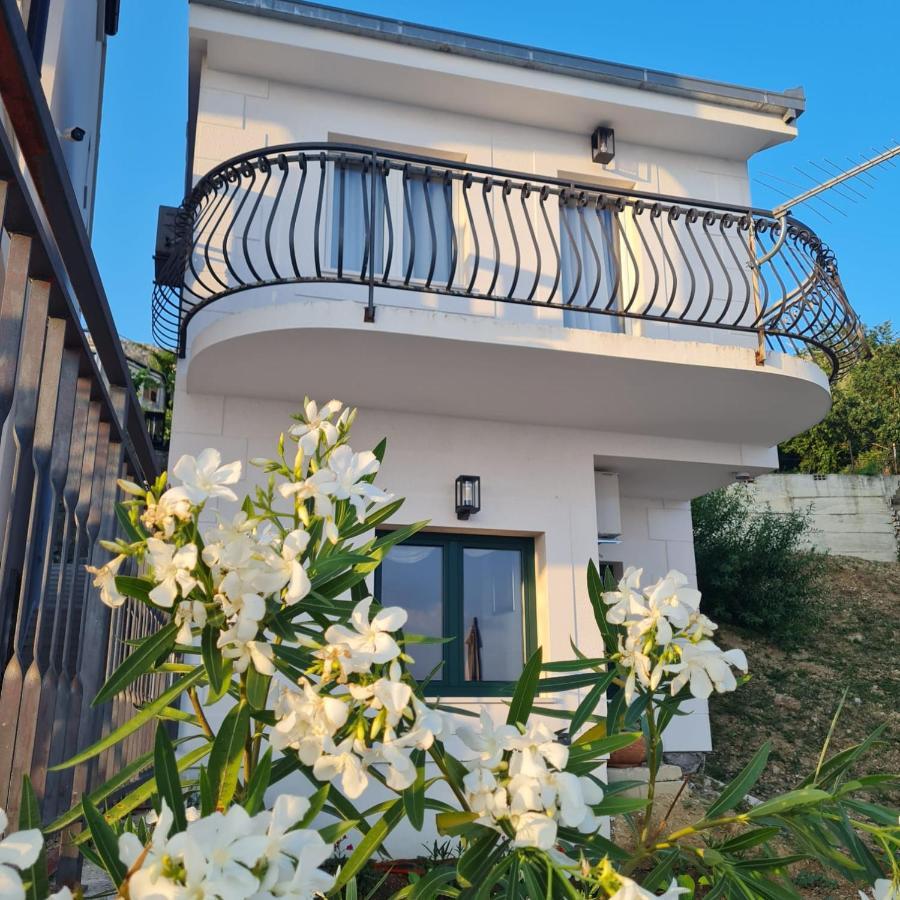 Sea View Luxury Apart Hotel Villa Conte With Swiming Pool And Romantic Spa ポドストラナ エクステリア 写真
