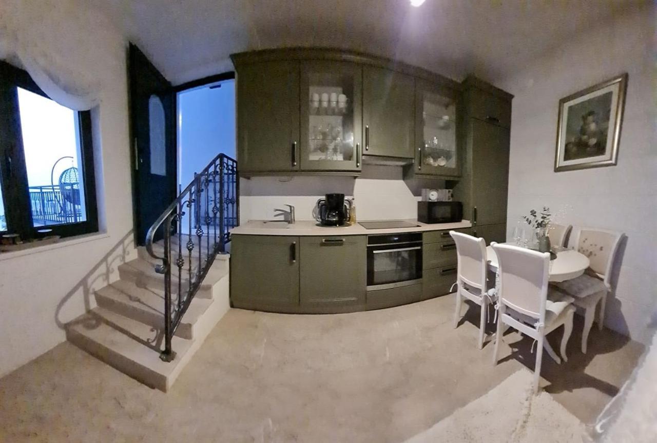Sea View Luxury Apart Hotel Villa Conte With Swiming Pool And Romantic Spa ポドストラナ エクステリア 写真